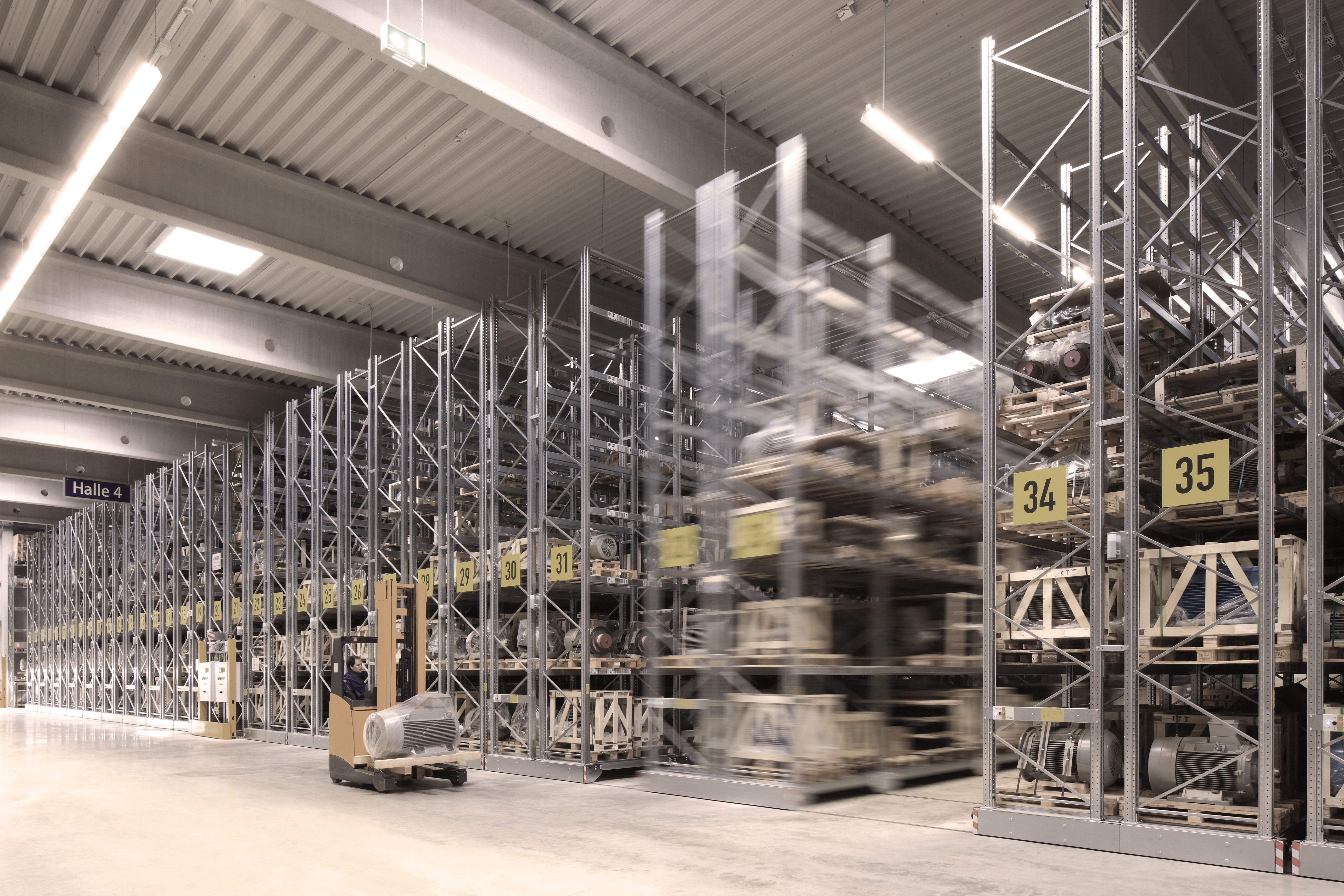 Mobile Pallet Racking with MOVO