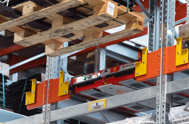 Pallet Shuttles from Constructor